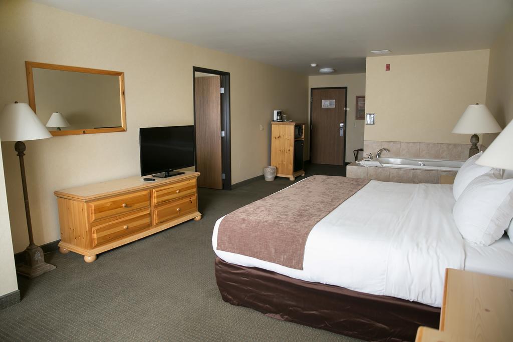 Thumper Pond Resort Ottertail Bagian luar foto