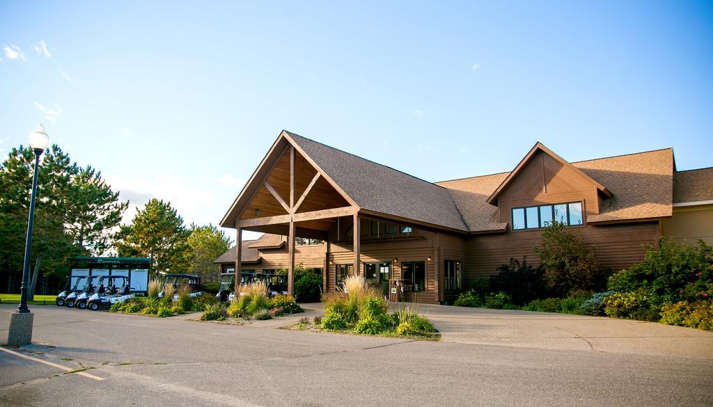 Thumper Pond Resort Ottertail Bagian luar foto